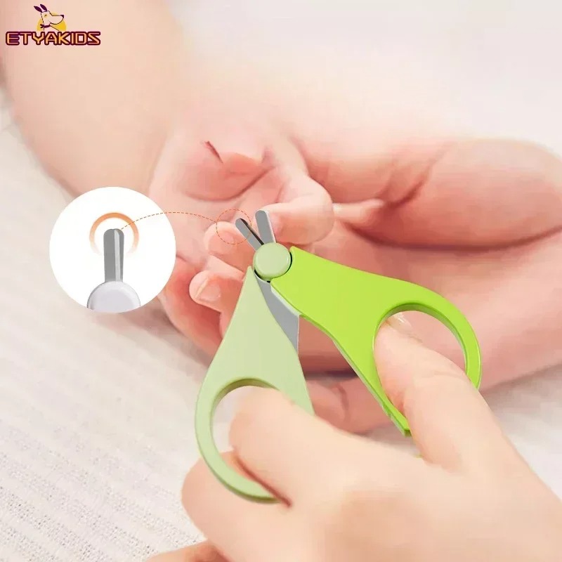 Veilige baby-nagelknipper-scha - Baby Products Essentials recensie en prijs